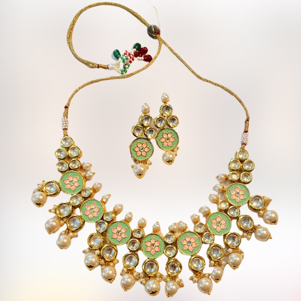 🆕 Bollywood style designer Meenakari, kundan and pearls necklace with ea…